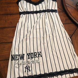 NY Yankees Nighty